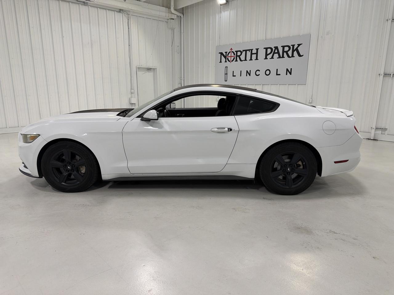 2015 Ford Mustang V6