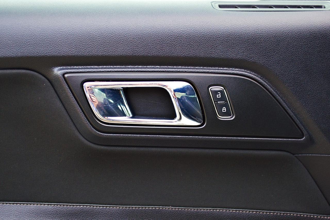 2015 Ford Mustang V6 Spring Branch TX