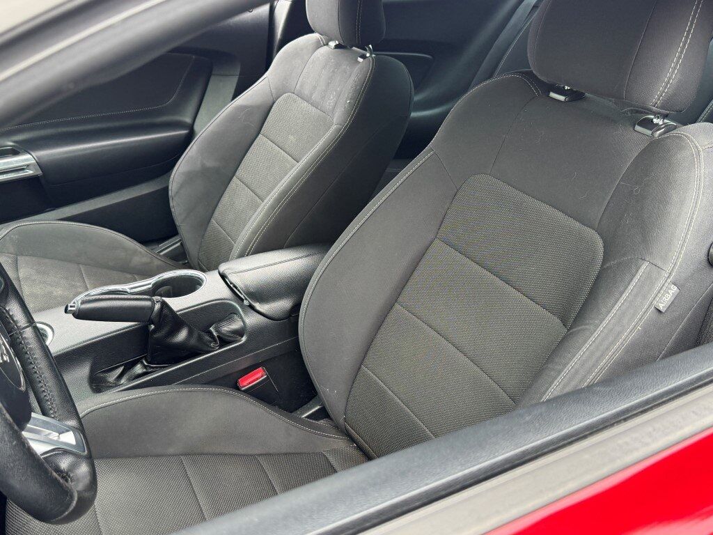 2015 Ford Mustang V6 Chantilly VA