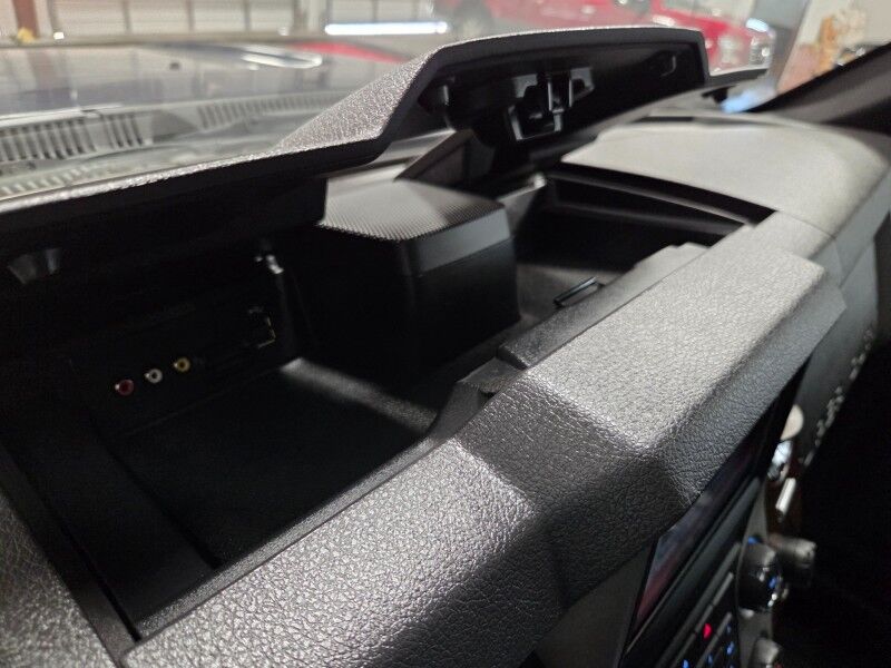 2015 Ford Super Duty F-250 Lariat Long Bed Chrome Pkg 6.7L Diesel Lifted 37in Tires FREE WARRANTY Arlington TX