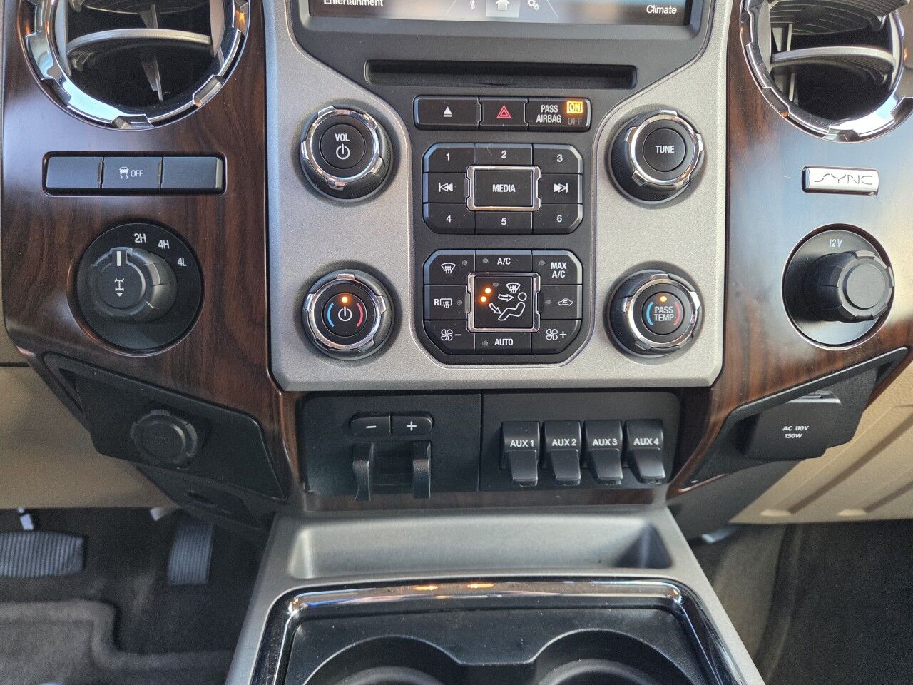 2015 Ford Super Duty F-250 SRW Lariat Charlton MA