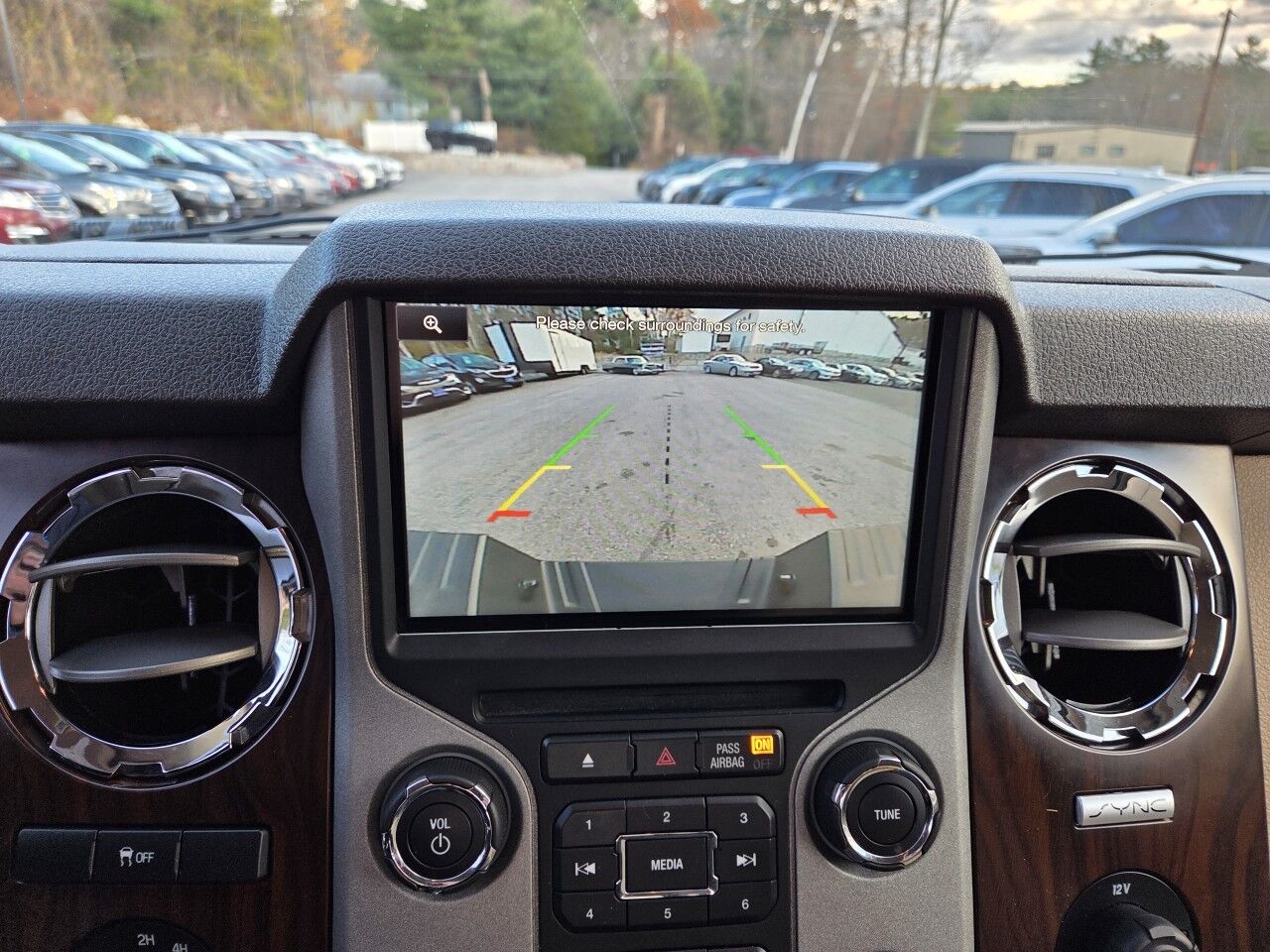 2015 Ford Super Duty F-250 SRW Lariat Charlton MA