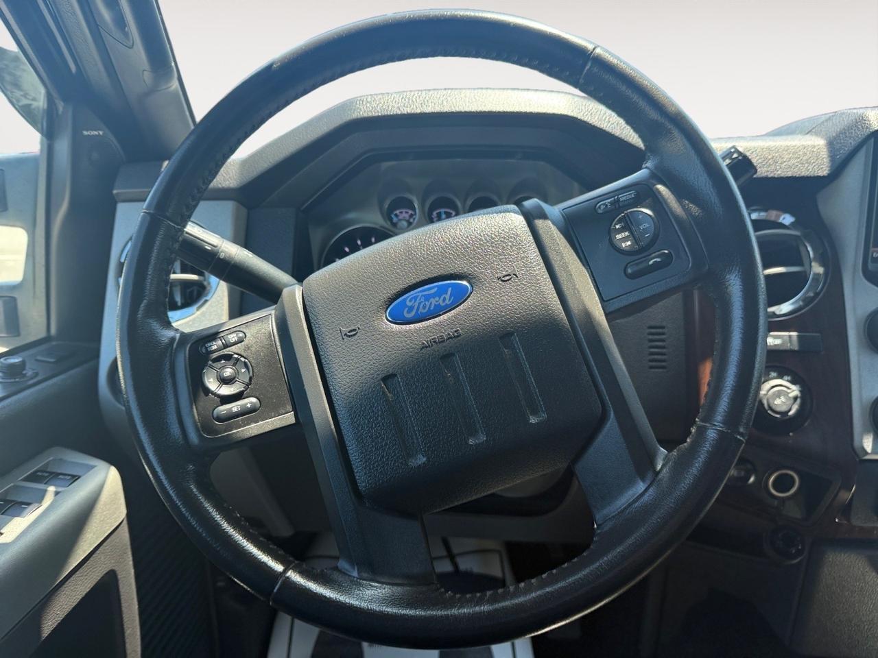 2015 Ford Super Duty F-250 SRW Lariat, HEATED/VENTILATED SEATS, BLUETOOTH, BED LINER, TOW PACKAGE, RUNNING BOARDS, POWER SLIDING REAR WINDOW, POWER MIRRORS, CLEAN CARFAX, LOW MILES! Norfolk VA
