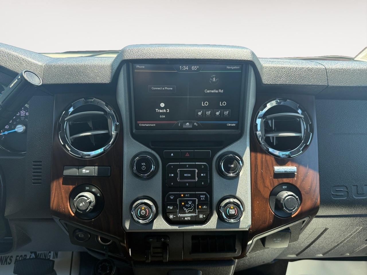 2015 Ford Super Duty F-250 SRW Lariat, HEATED/VENTILATED SEATS, BLUETOOTH, BED LINER, TOW PACKAGE, RUNNING BOARDS, POWER SLIDING REAR WINDOW, POWER MIRRORS, CLEAN CARFAX, LOW MILES! Norfolk VA