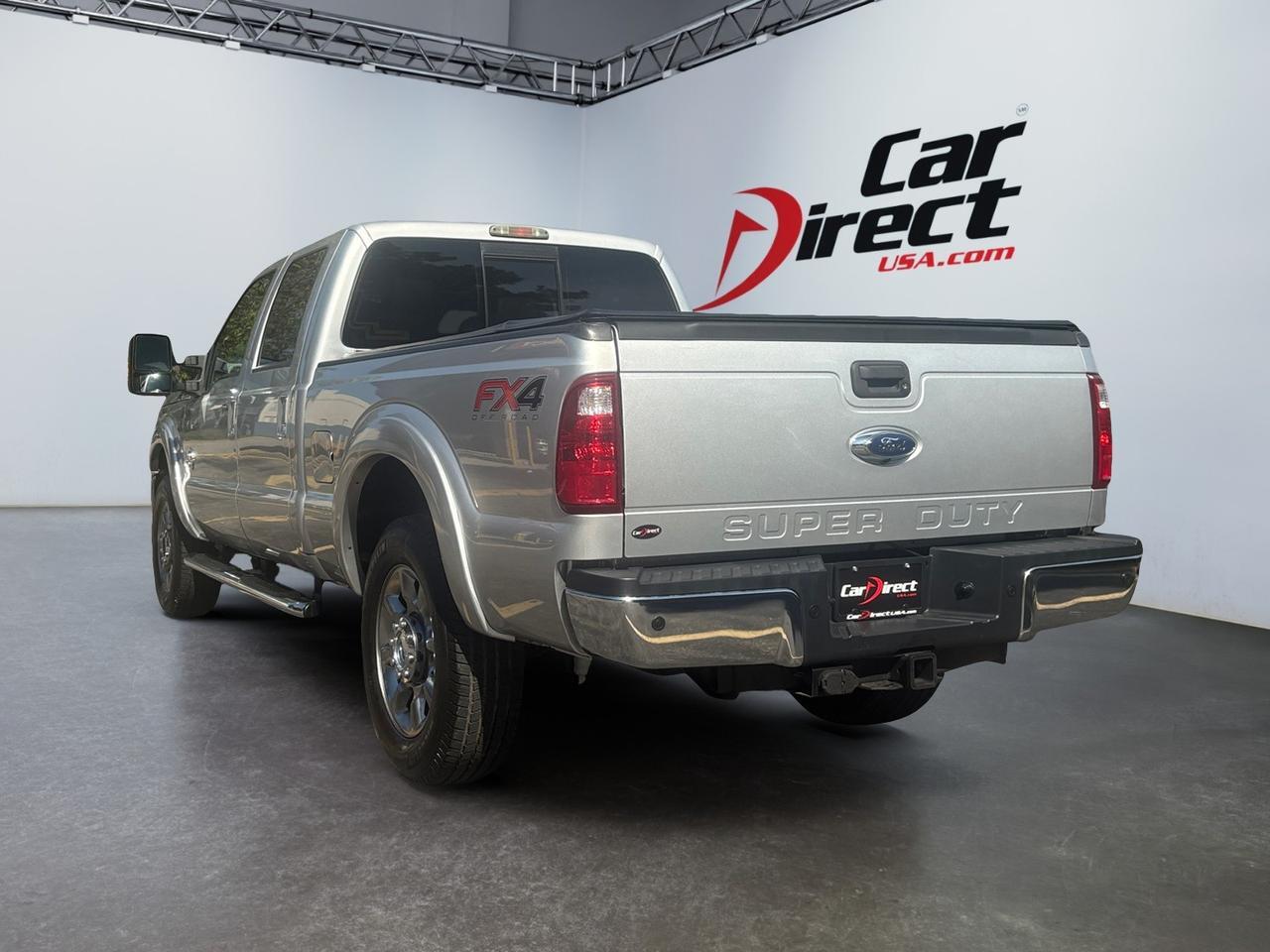 2015 Ford Super Duty F-250 SRW Lariat, TOW PACKAGE, BACKUP CAMERA, CHROME TUBULAR SIDE STEPS, NAVIGATION, REMOTE START, HEATED & VENTILATED SEATS, TAILGATE STEP, ONLY 78K MILES, COME GET THIS FORD!