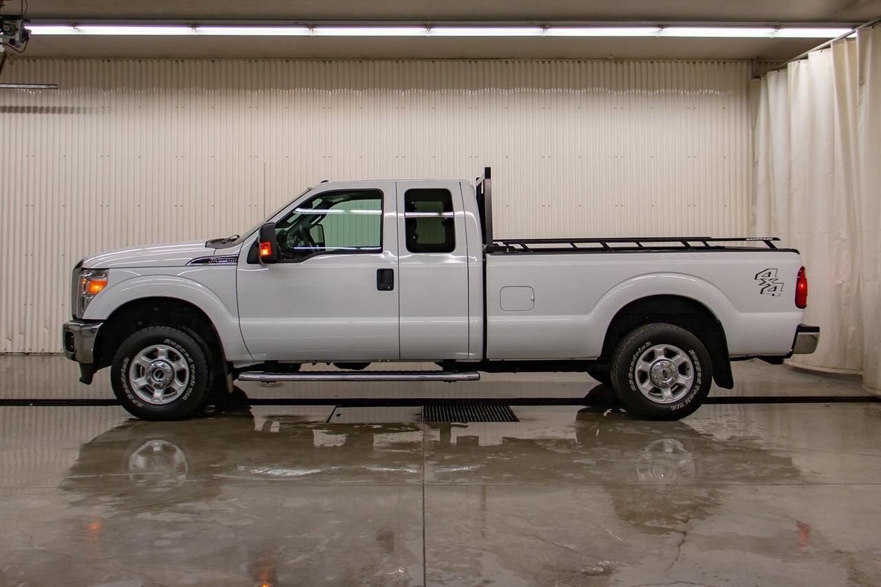 2015 Ford Super Duty F-250 SRW XLT Red Deer AB