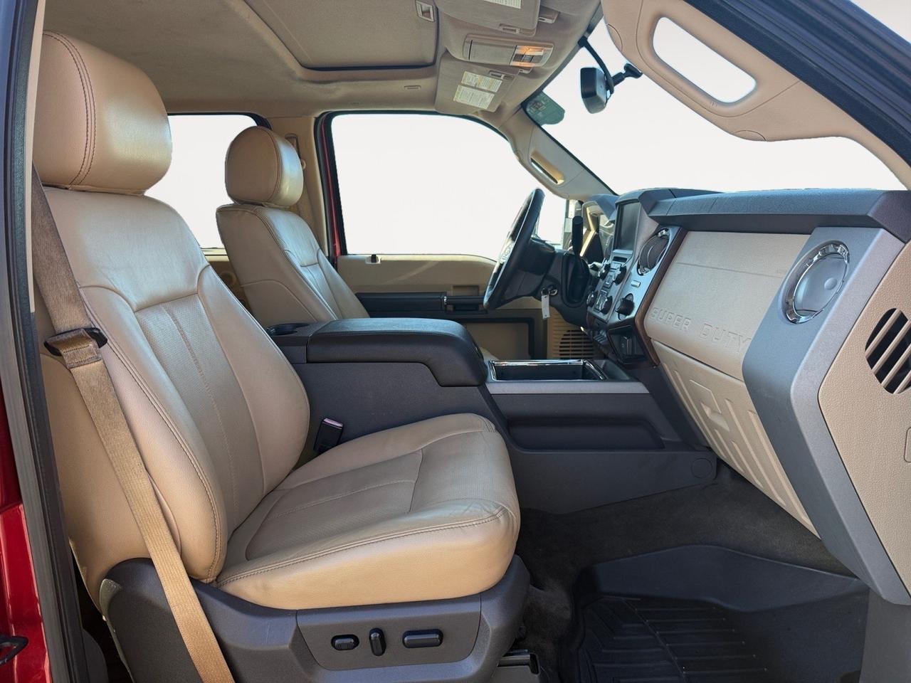 2015 Ford Super Duty F-350 DRW Lariat, REMOTE KEYLESS ENTRY, TOW PACKAGE, TOW HOOKS, POWER AND HEATED MIRRORS W/ TURN SIGNALS, USB, AUX, SUNROOF, RUNNING BOARDS, TONNEAU COVER, LOW MILES, THIS IS A GREAT TRUCK FOR A GREAT PRICE! Norfolk VA