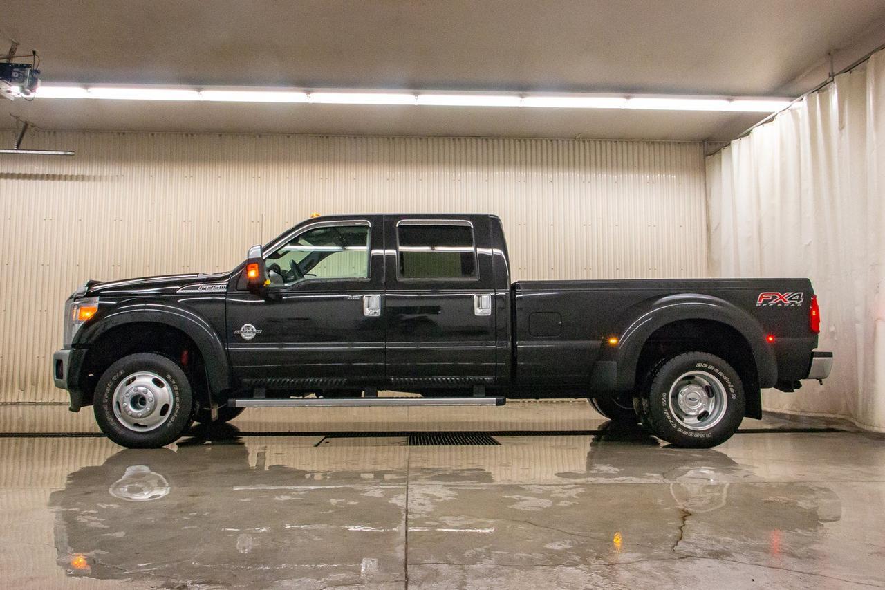 2015 Ford Super Duty F-350 DRW Lariat Red Deer AB
