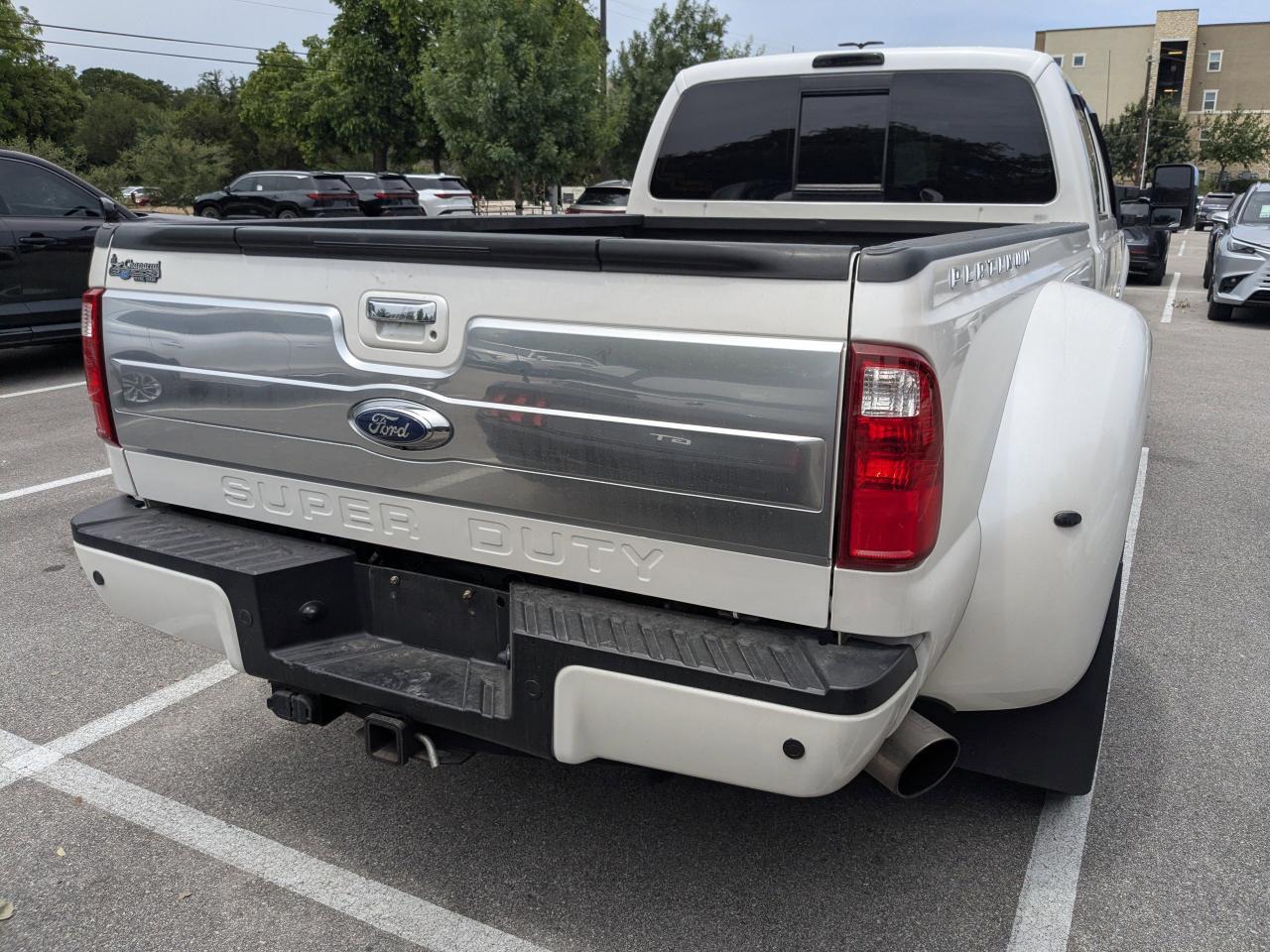 2015 Ford Super Duty F-350 DRW Platinum San Antonio TX