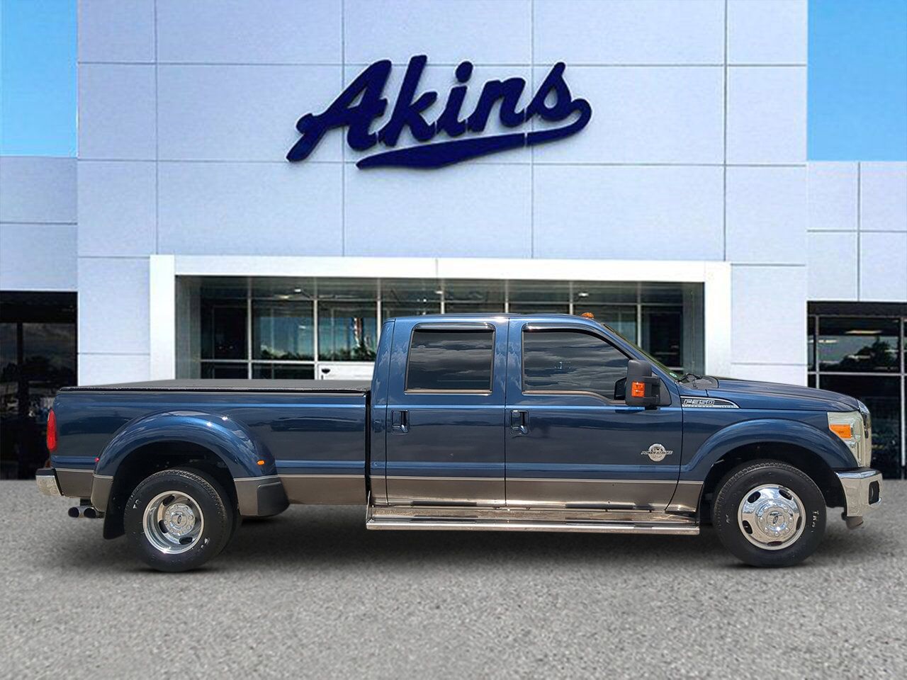 2015 Ford Super Duty F-350 DRW Platinum