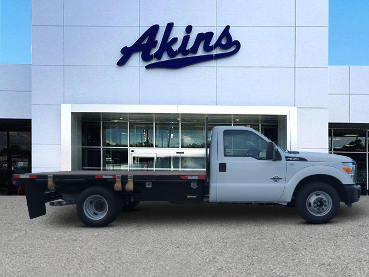 2015 Ford Super Duty F-350 DRW XL