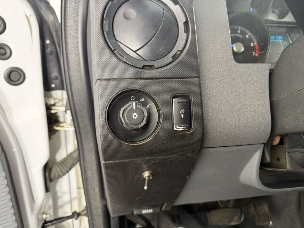 2015 Ford Super Duty F-350 SRW FX4 Crew Cab 4WD 6.2L 8ft Bed Maumee OH