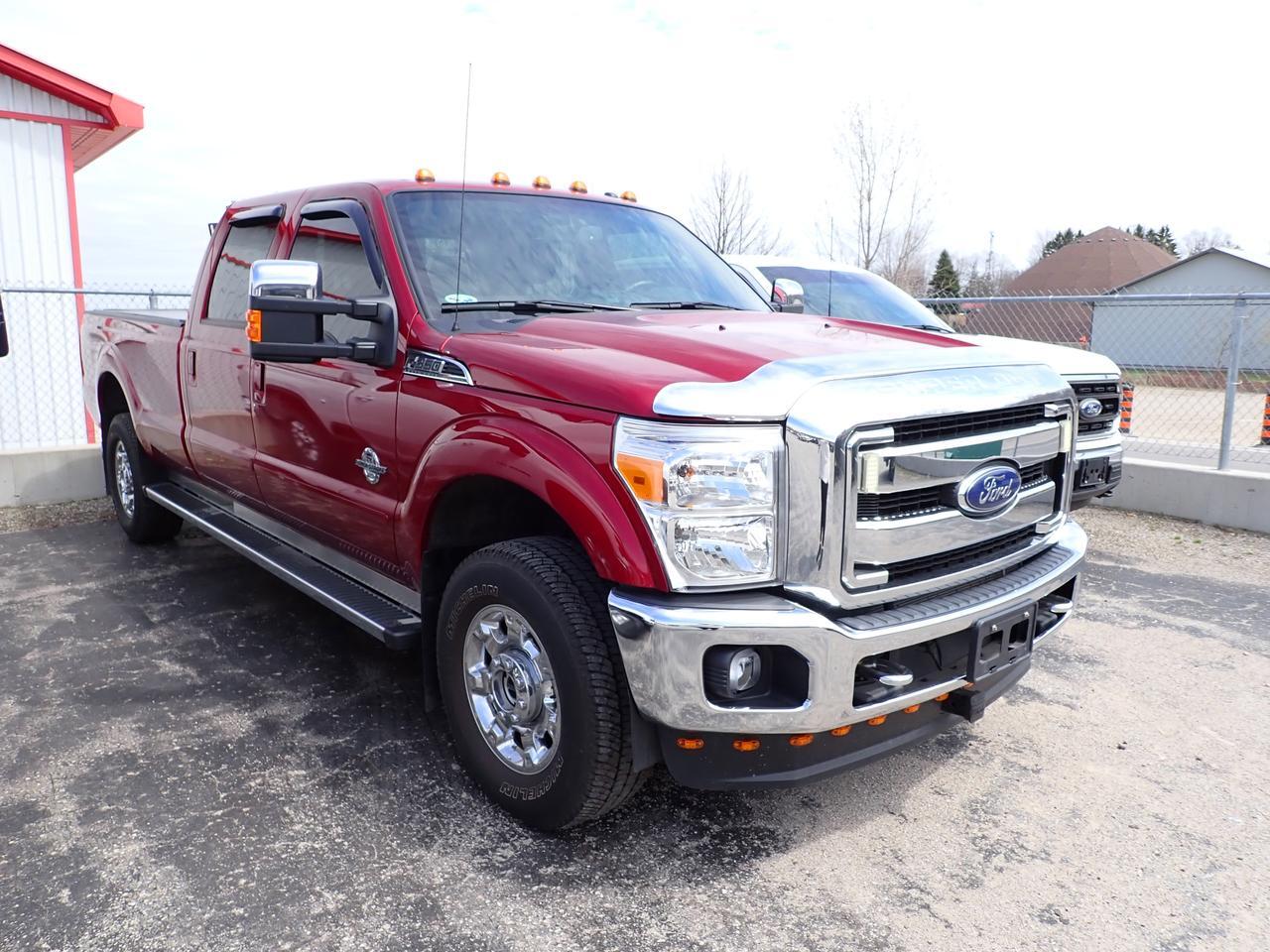 2015 Ford Super Duty F-350 SRW LARIAT CREW CAB 8 FT BOX SUNROOF 4WD *DIESEL*