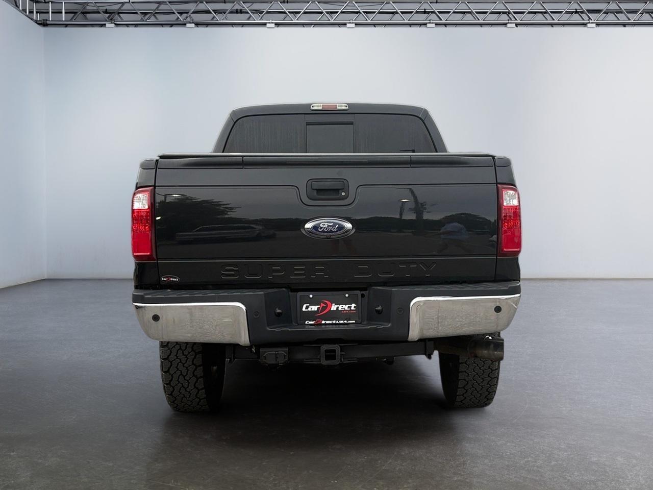 2015 Ford Super Duty F-350 SRW Lariat, BACKUP CAMERA, PARKING SENSORS, MOONROOF, TOW PACKAGE, POWER REAR SLIDING WINDOW, RUNNING BOARDS, NAVIGATION, TAILGATE STEP, HEATED SEATS, LOW MILES, SUPER DUTY SUPER DRIVE! Virginia Beach VA