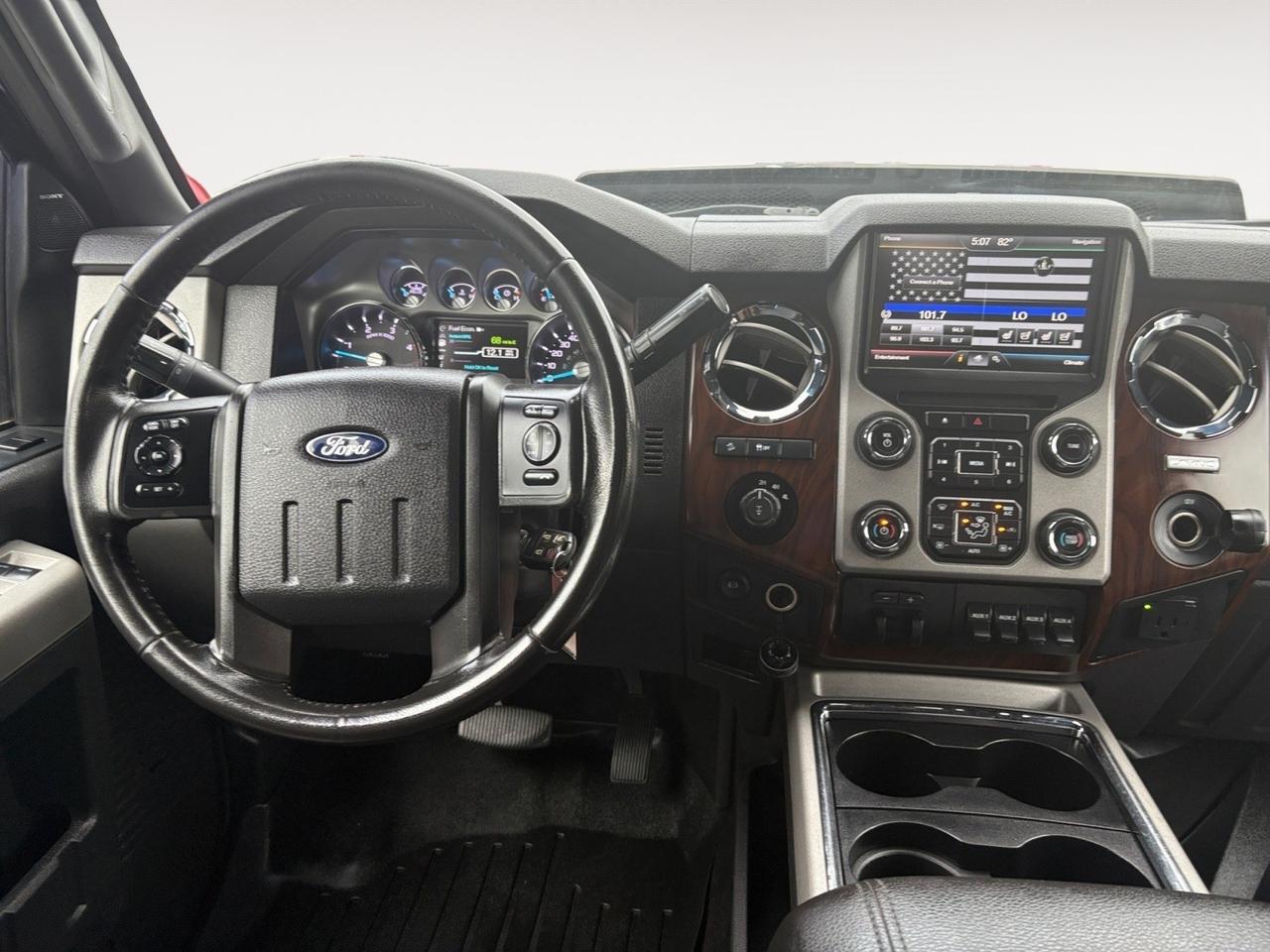 2015 Ford Super Duty F-350 SRW Lariat, BACKUP CAMERA, PARKING SENSORS, MOONROOF, TOW PACKAGE, POWER REAR SLIDING WINDOW, RUNNING BOARDS, NAVIGATION, TAILGATE STEP, HEATED SEATS, LOW MILES, SUPER DUTY SUPER DRIVE! Virginia Beach VA