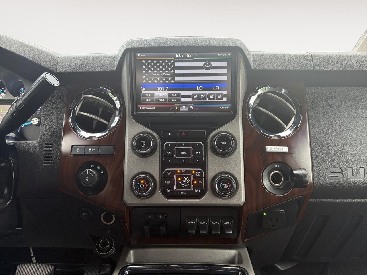 2015 Ford Super Duty F-350 SRW Lariat, BACKUP CAMERA, PARKING SENSORS, MOONROOF, TOW PACKAGE, POWER REAR SLIDING WINDOW, RUNNING BOARDS, NAVIGATION, TAILGATE STEP, HEATED SEATS, LOW MILES, SUPER DUTY SUPER DRIVE! Virginia Beach VA