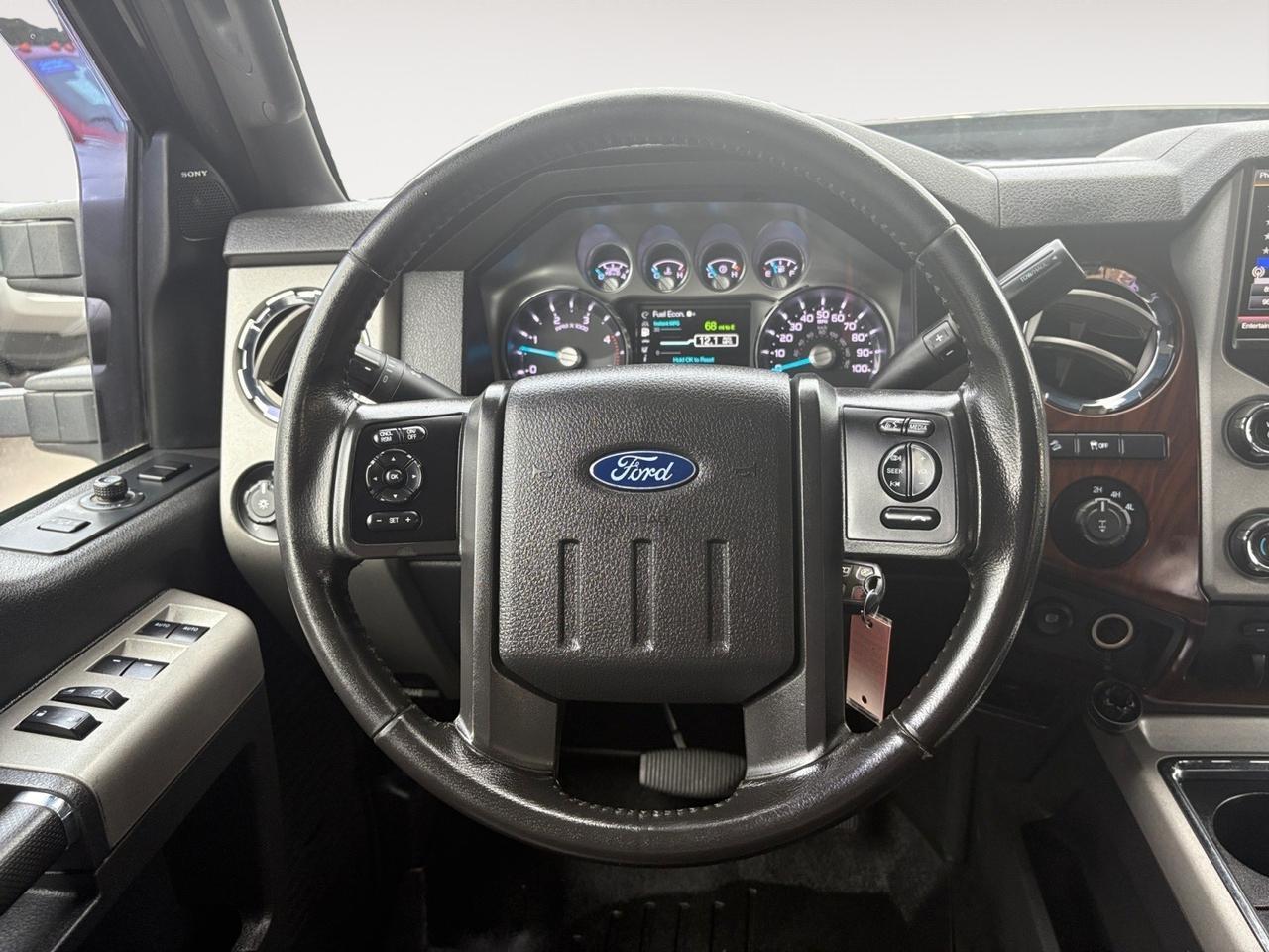2015 Ford Super Duty F-350 SRW Lariat, BACKUP CAMERA, PARKING SENSORS, MOONROOF, TOW PACKAGE, POWER REAR SLIDING WINDOW, RUNNING BOARDS, NAVIGATION, TAILGATE STEP, HEATED SEATS, LOW MILES, SUPER DUTY SUPER DRIVE! Virginia Beach VA