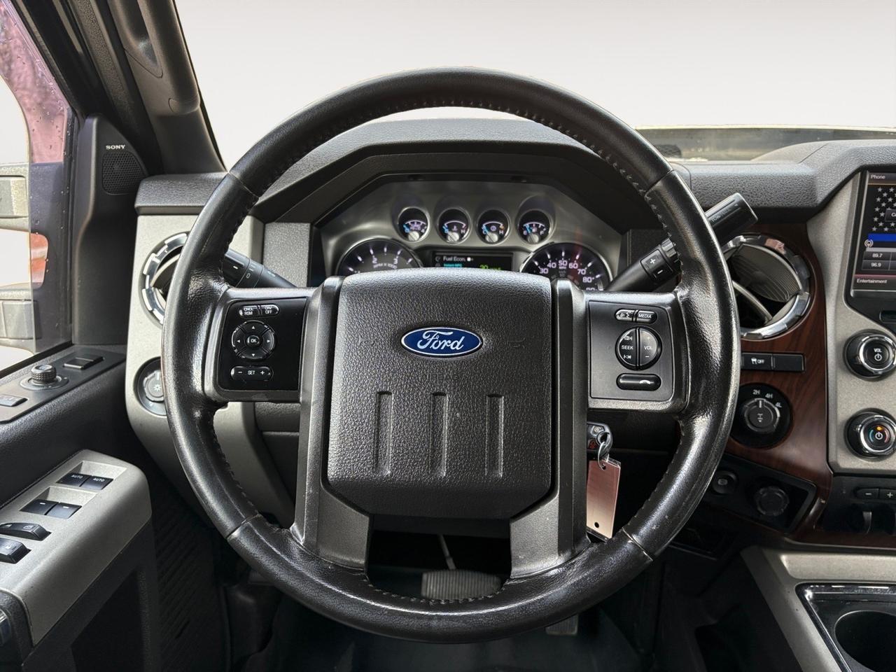 2015 Ford Super Duty F-350 SRW Lariat, BACKUP CAMERA, PARKING SENSORS, MOONROOF, TOW PACKAGE, POWER REAR SLIDING WINDOW, RUNNING BOARDS, NAVIGATION, TAILGATE STEP, HEATED SEATS, LOW MILES, SUPER DUTY SUPER DRIVE! Virginia Beach VA