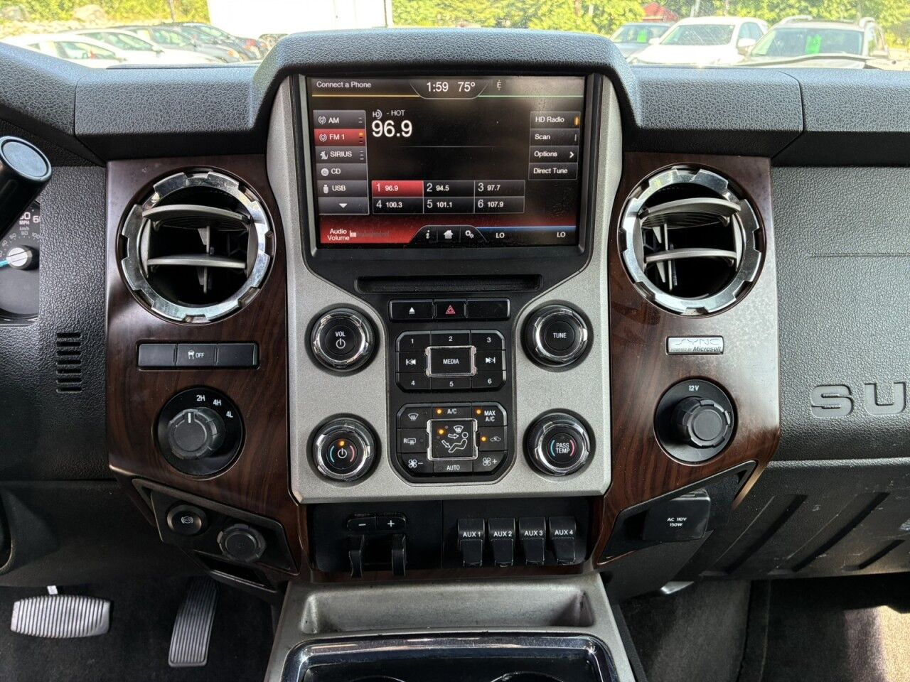 2015 Ford Super Duty F-350 SRW Lariat Charlton MA