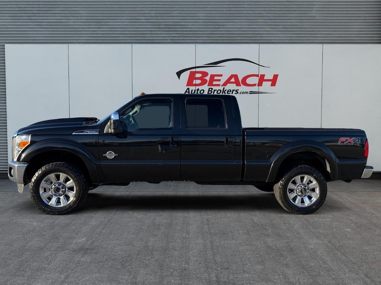 2015 Ford Super Duty F-350 SRW Lariat, HEATED AND VENTILATED SEATS, SUNROOF, POWER SLIDING REAR WIDNOW, TOW HOOKS, TOW PACKAGE, BACKUP CAMERA, POWER/HEATED MIRRORS, REMOTE KEYLESS ENTRY, TONNEAU COVER, BED LINER, CLEAN CARFAX! Norfolk VA