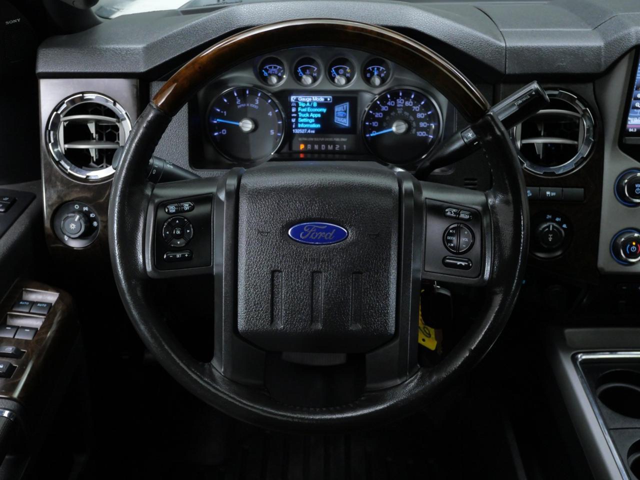 2015 Ford Super Duty F-350 SRW Platinum FX4 6.7L Power Stroke 4x4 Mansfield TX