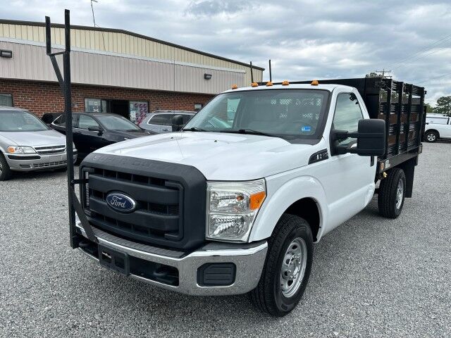 2015 Ford Super Duty F-350 SRW XL Reg Cab Stake Body w/ LiftGate