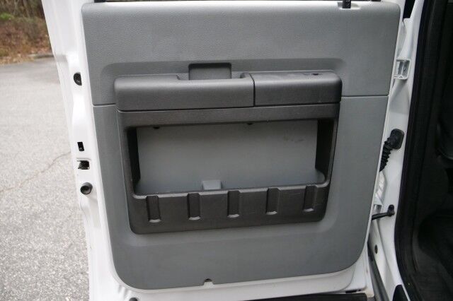 2015 Ford Super Duty F-350 XL 4X4 / DRW / 6.7L V8 Turbo Diesel High Point NC