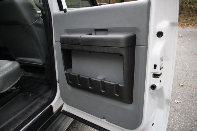 2015 Ford Super Duty F-350 XL 4X4 / DRW / 6.7L V8 Turbo Diesel High Point NC