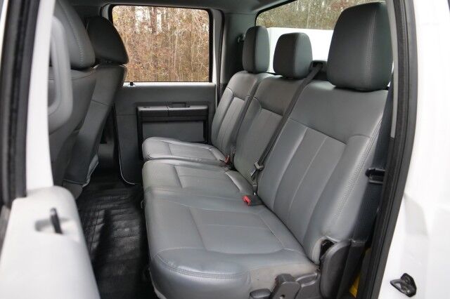 2015 Ford Super Duty F-350 XL 4X4 / DRW / 6.7L V8 Turbo Diesel High Point NC