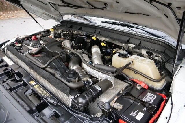 2015 Ford Super Duty F-350 XL 4X4 / DRW / 6.7L V8 Turbo Diesel High Point NC