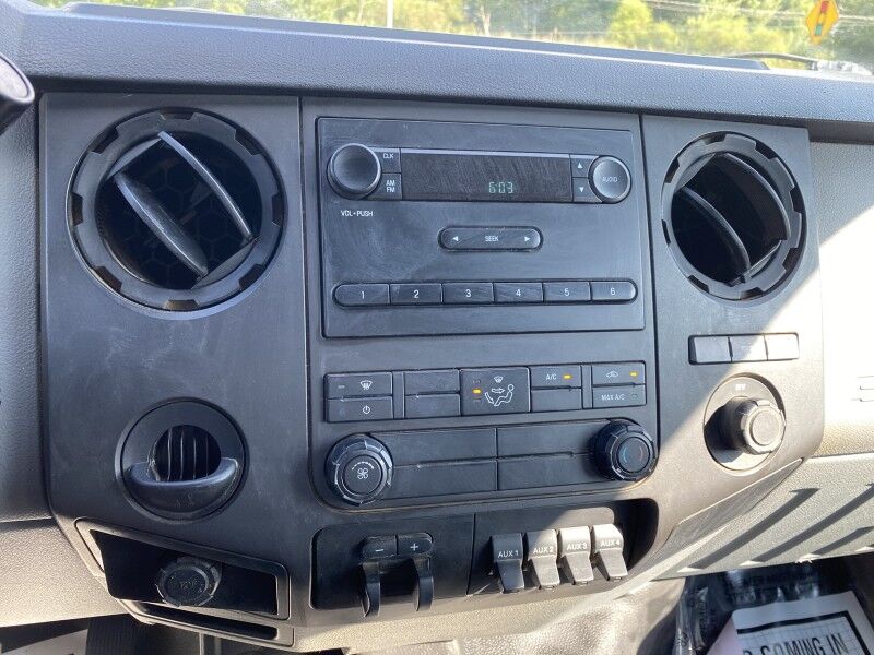 2015 Ford Super Duty F-450 DRW XL Bristol  PA