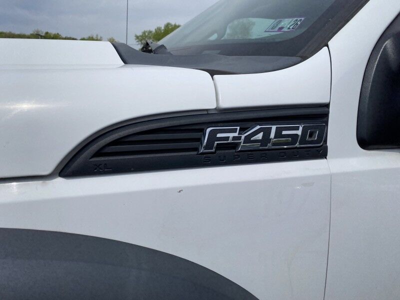 2015 Ford Super Duty F-450 DRW XL Bristol  PA