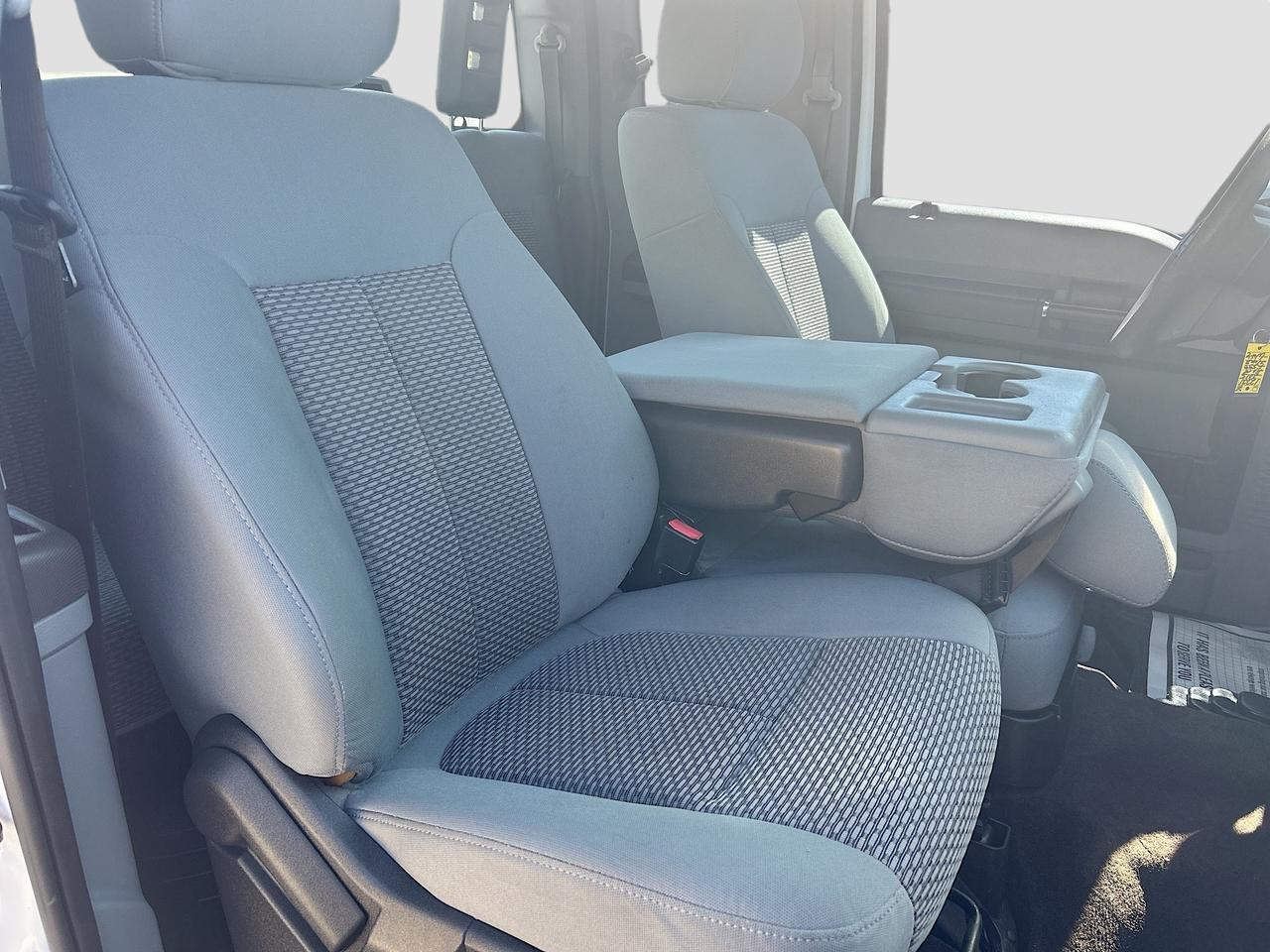 2015 Ford Super Duty F-550 DRW 4WD SuperCab CA XLT Venice FL