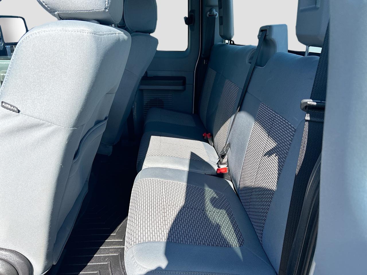 2015 Ford Super Duty F-550 DRW 4WD SuperCab CA XLT Venice FL