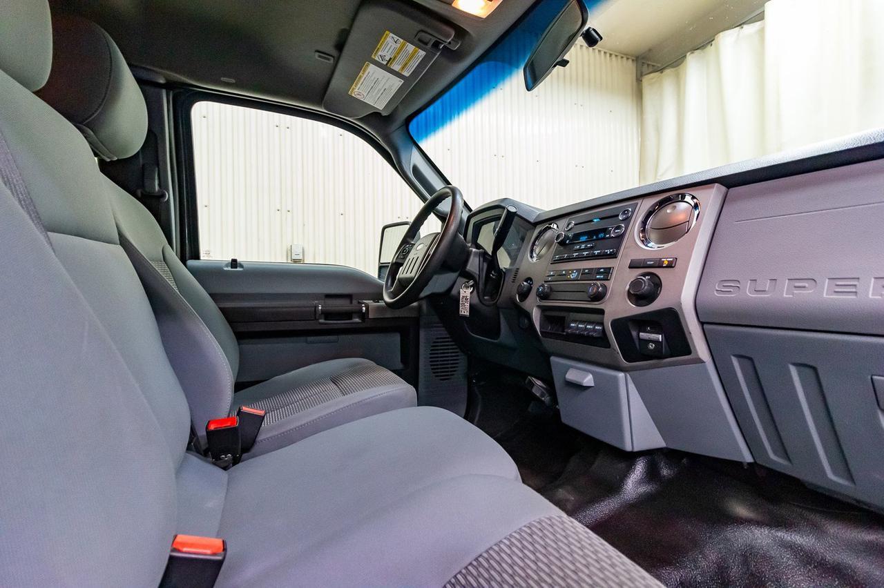 2015 Ford Super Duty F-550 DRW S/CAB XLT DRW Red Deer AB