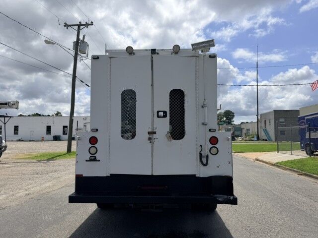 2015 Ford Super Duty F-550 Walk in Service Body XL Henrico VA