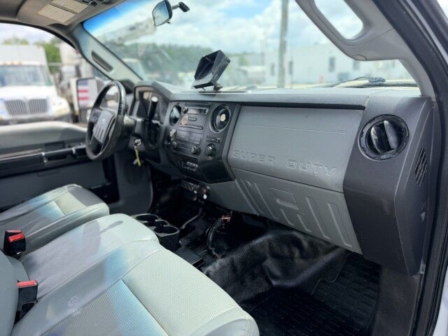 2015 Ford Super Duty F-550 Walk in Service Body XL Henrico VA