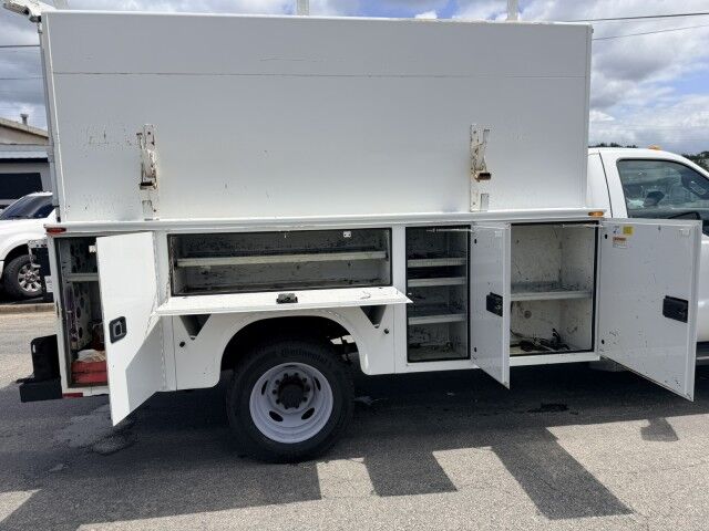 2015 Ford Super Duty F-550 Walk in Service Body XL Henrico VA