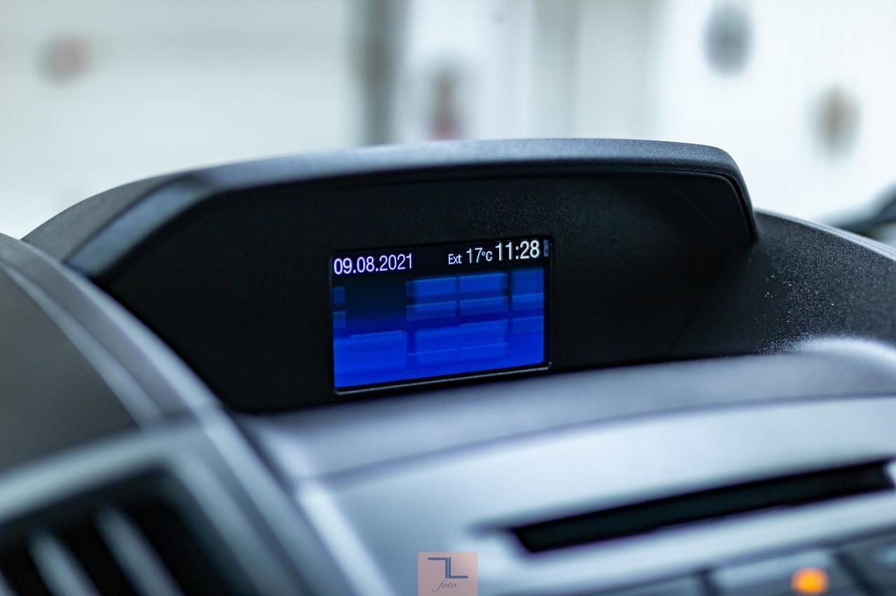 2015 Ford T-250 Ext Low Roof Cargo Van Red Deer AB