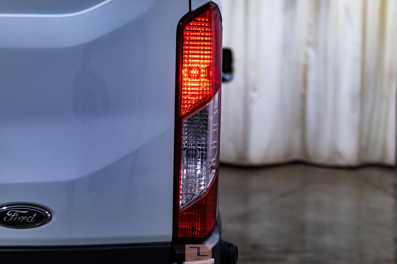 2015 Ford T-250 Ext Low Roof Cargo Van Red Deer AB