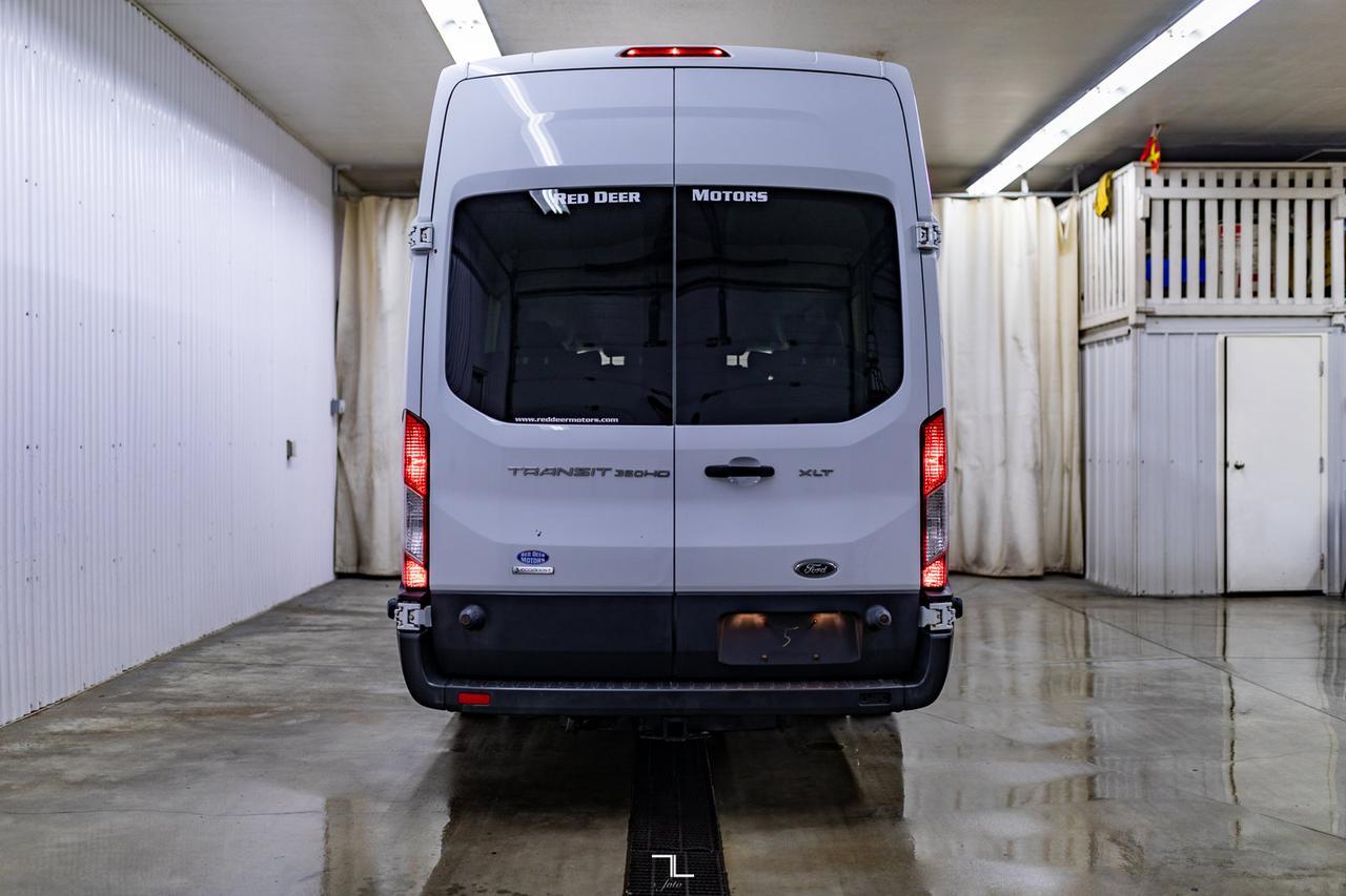 2015 Ford T-350 XLT 15 Passenger BCam Red Deer AB