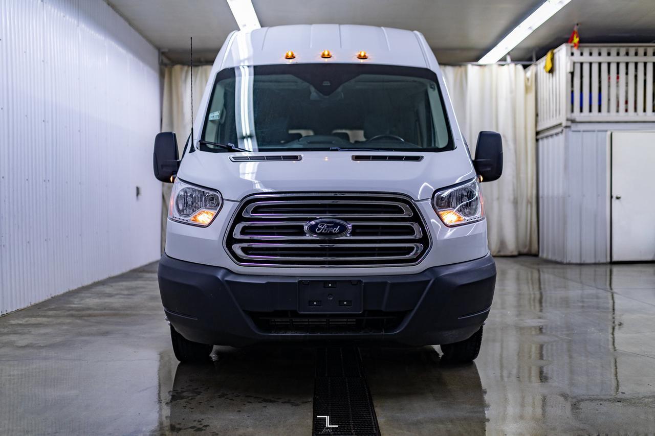 2015 Ford T-350 XLT 15 Passenger BCam Red Deer AB
