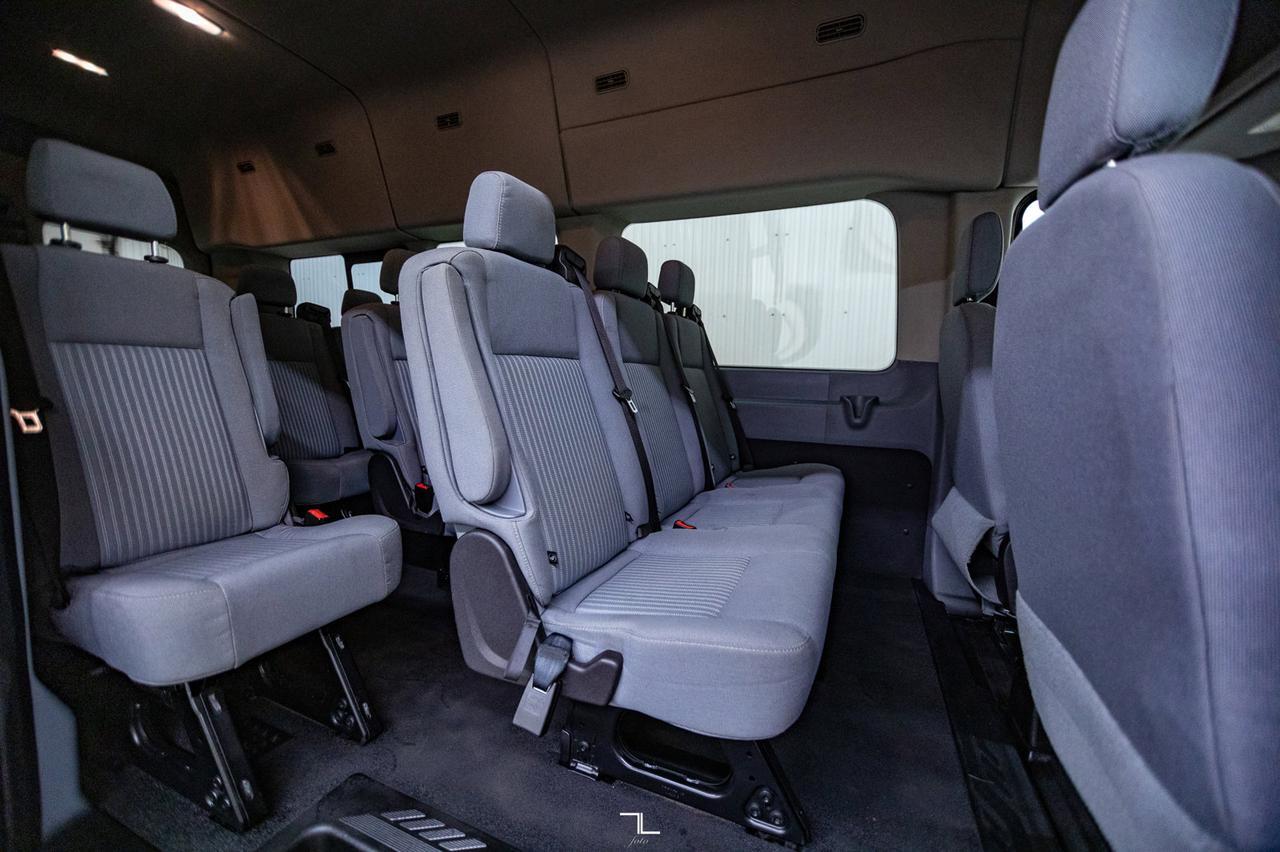 2015 Ford T-350 XLT 15 Passenger BCam Red Deer AB