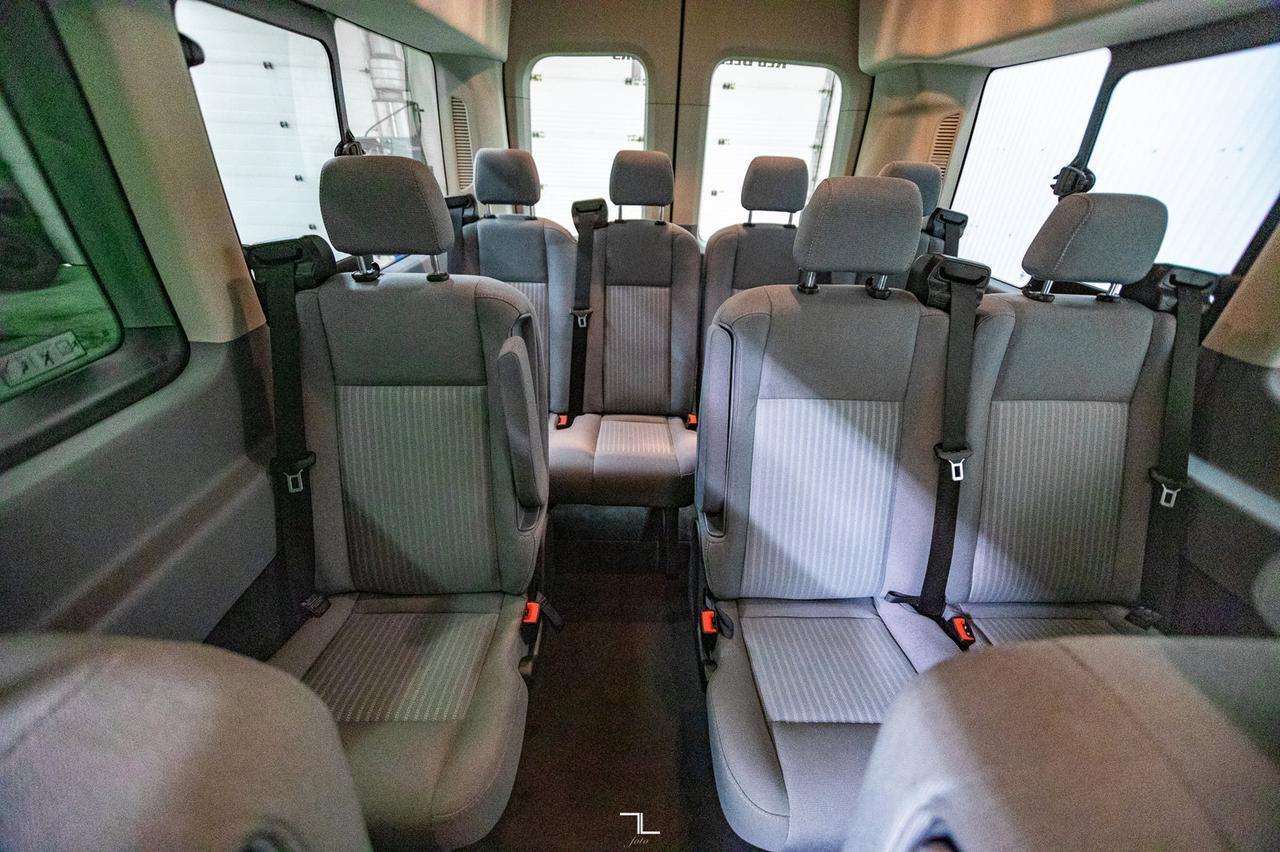 2015 Ford T-350 XLT 15 Passenger BCam Red Deer AB