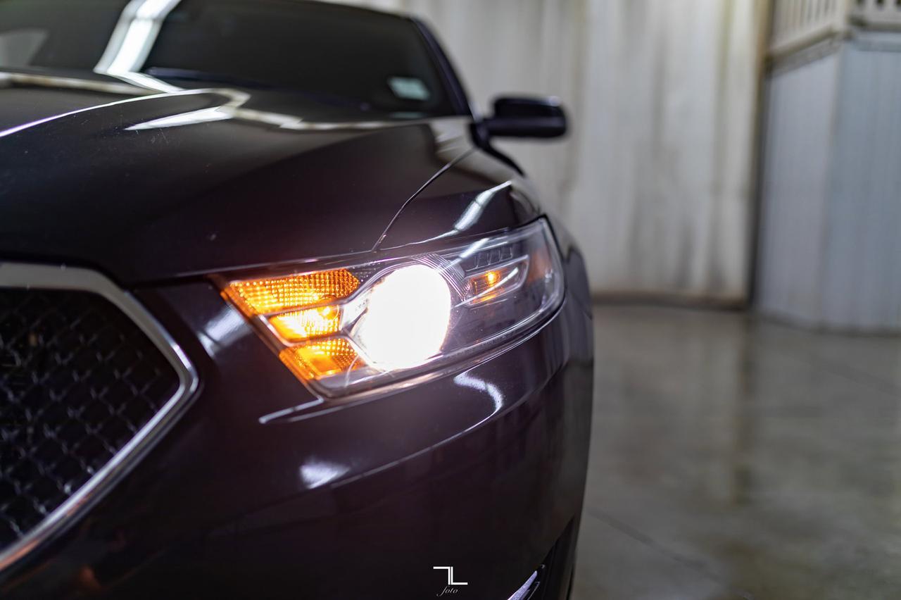 2015 Ford Taurus AWD SHO Leather Roof Nav BCam Red Deer AB