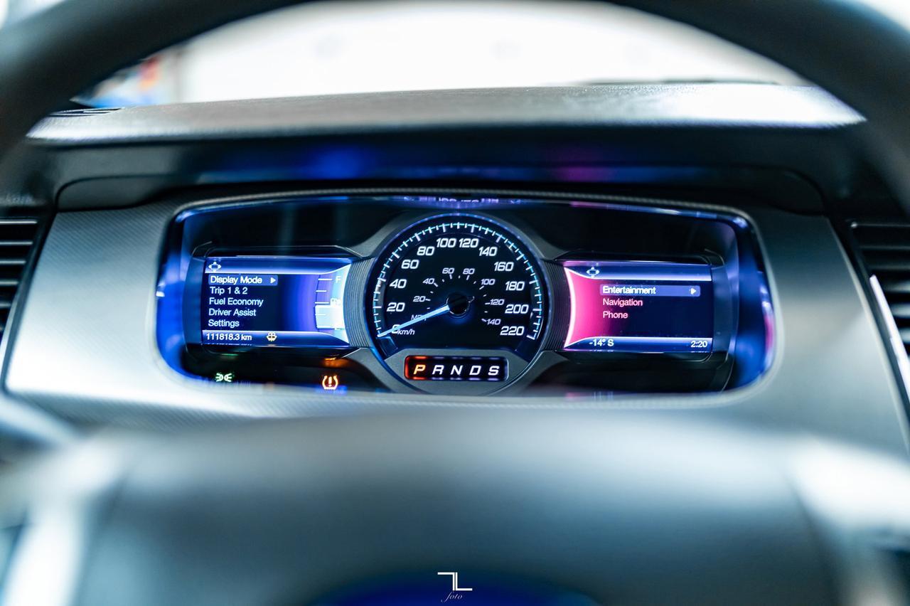 2015 Ford Taurus AWD SHO Leather Roof Nav BCam Red Deer AB