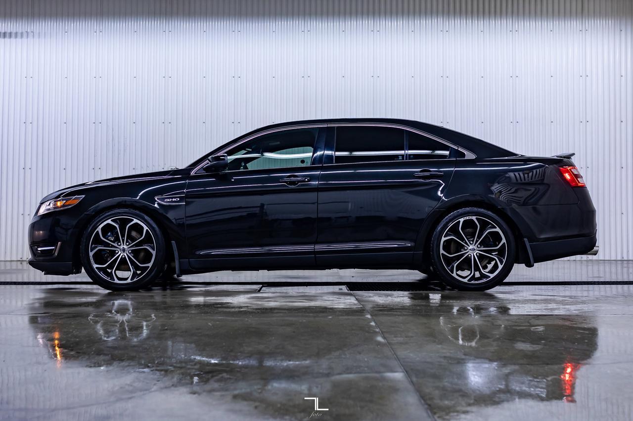 2015 Ford Taurus AWD SHO Leather Roof Nav BCam Red Deer AB