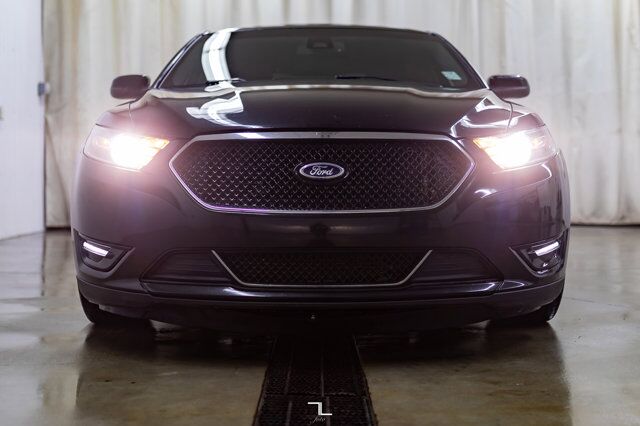 2015 Ford Taurus AWD SHO Leather Roof Nav BCam Red Deer AB