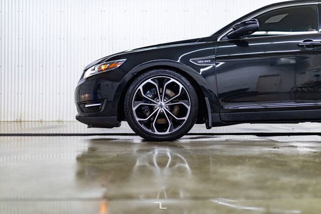 2015 Ford Taurus AWD SHO Leather Roof Nav BCam Red Deer AB