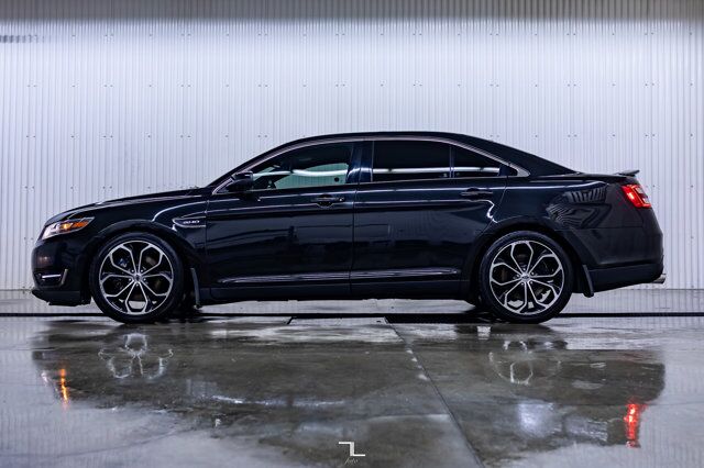 2015 Ford Taurus AWD SHO Leather Roof Nav BCam Red Deer AB